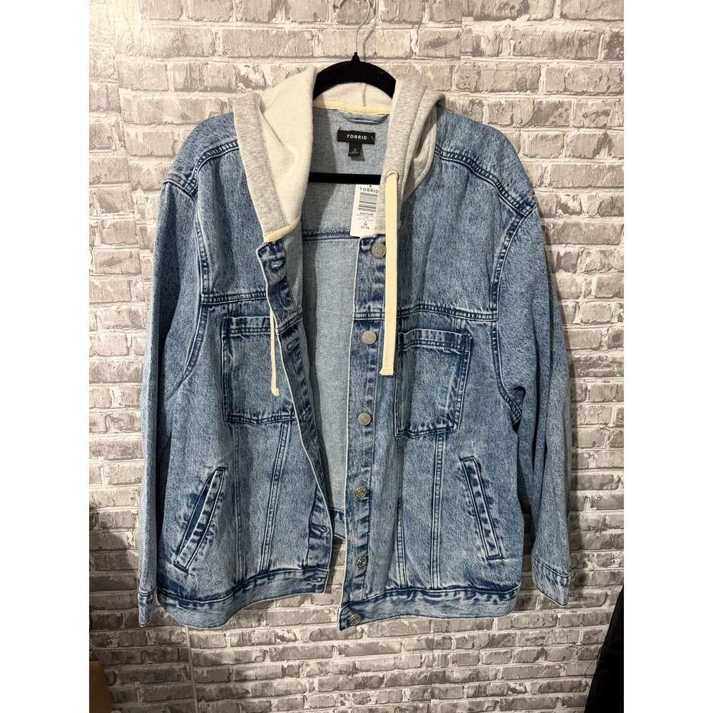 Torrid Hooded Relaxed Trucker Jacket Light Wash Acid Denim 3X 3 44631638